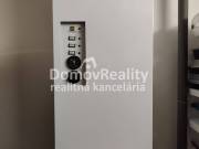 1790515446748